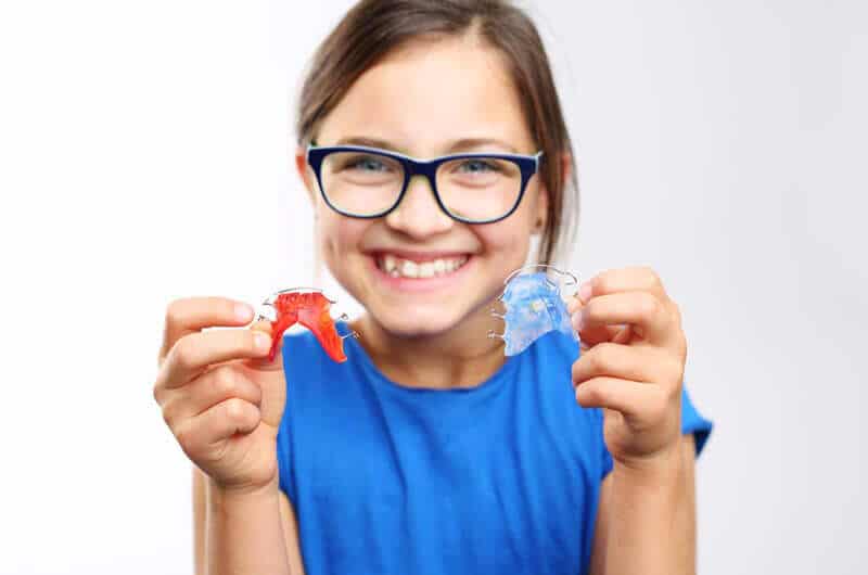 Orthodontiste Yvelines Paris Docteur Samama Orthodontiste consultation enfants Vésinet Boucle de seine Pecq Croissy Chatou Houille Montesson Marly Maison Laffitte invisalign